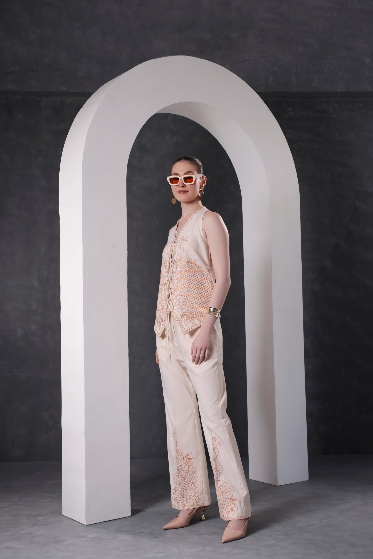 Ember Embroidered Pant