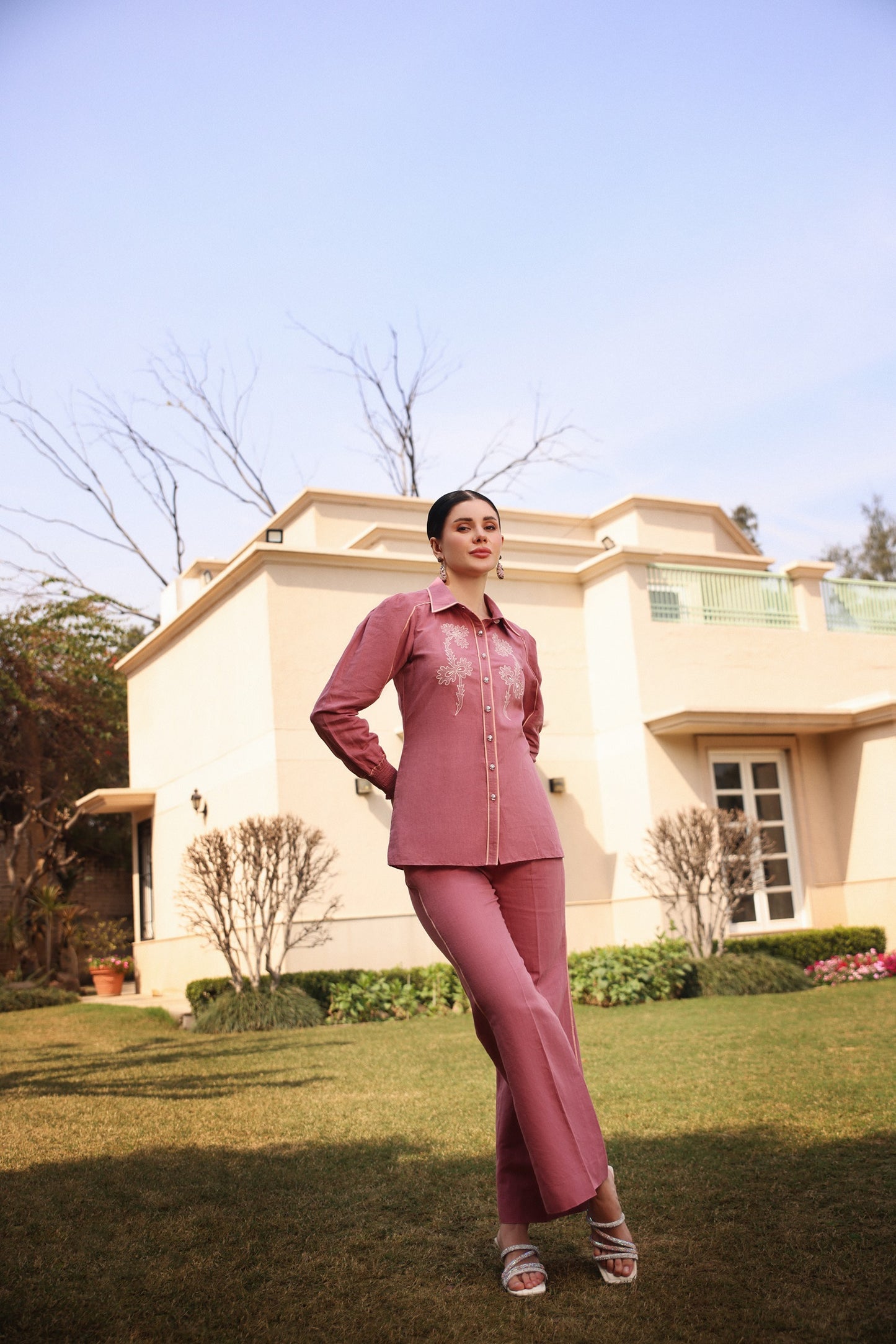 Rosewood Linen Set