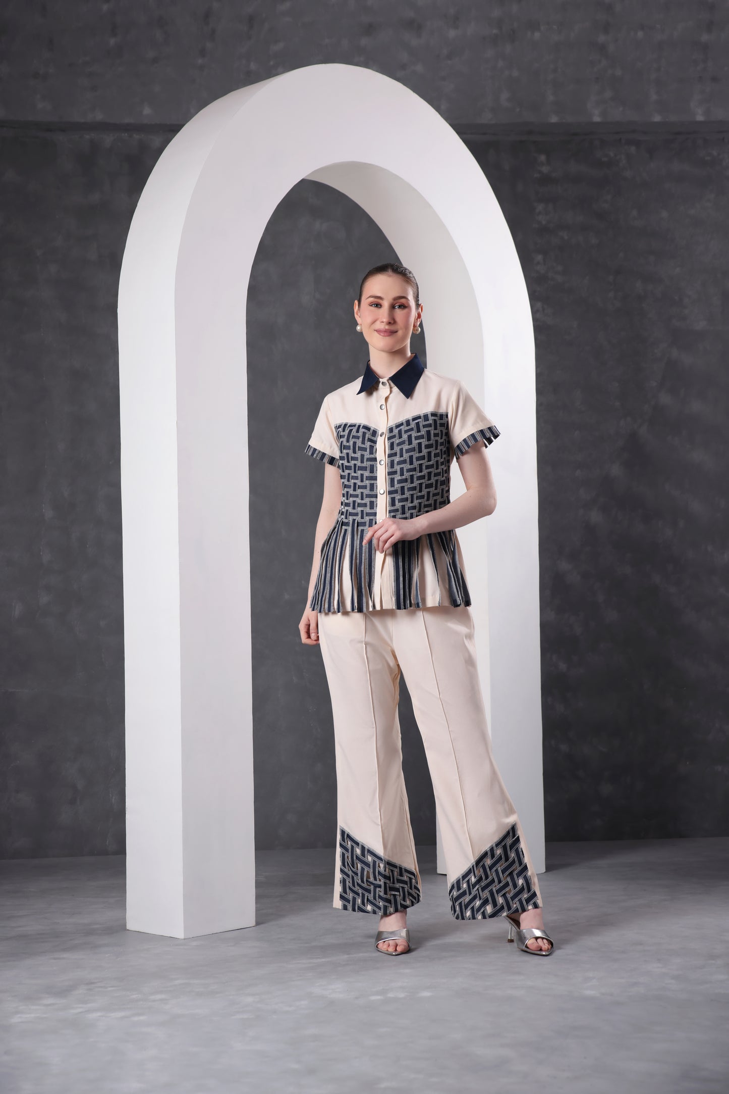 Ivory Weave Fringe Pant