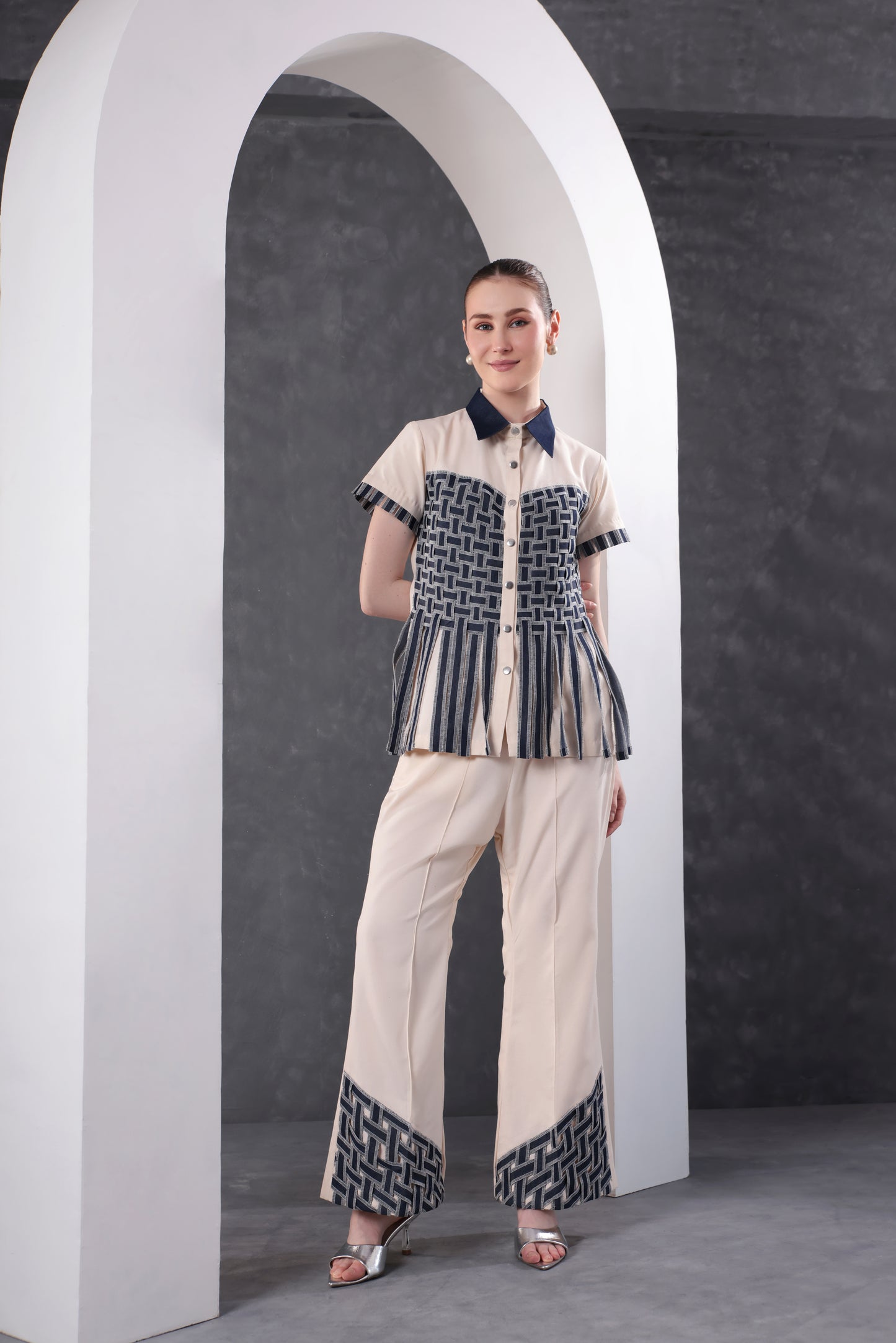 Ivory Weave Fringe Pant